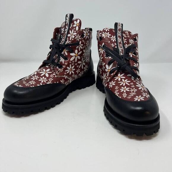 NWT Shindigs Women's Red Combat Boots Sz. 10 B Chunky Vibram Sole Lug Tread - Picture 5 of 12
